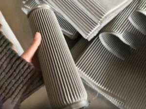 Stainless steel sintered filter cartridge