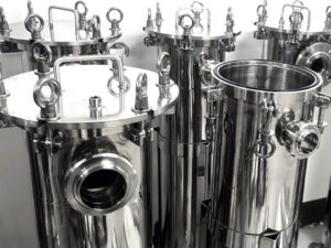 Mantenimiento de la carcasa del filtro para proteger las membranas de ósmosis inversa