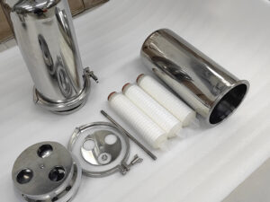 Análisis de fallos en la carcasa del filtro de pretratamiento de agua de mar