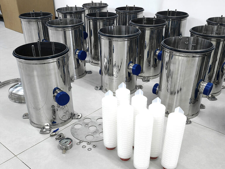 Buyer Guide to Stainless Bag Filter Housing Configurations Guide 1 Especificaciones de los filtros de sedimentos para compradores de sistemas de agua comerciales